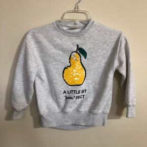 Zara Girl size 7 sweatshirt.